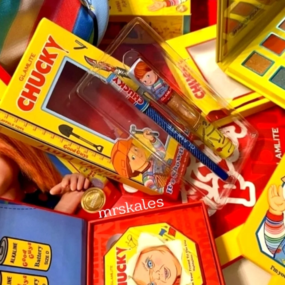 Chucky "It's Showtime" Lip Kit - Picture 6 of 7